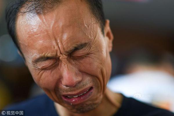 怪物猎人世界黑龙轻弩贯通2速射冥赤怎么配装